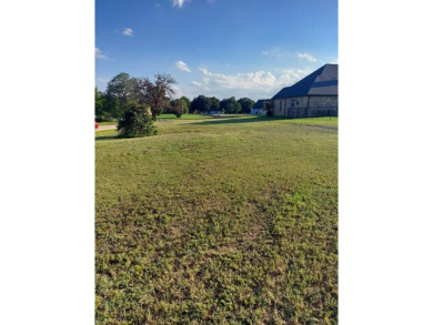 This is a beautiful lot that is ready to build on. Million $ on Lake Kiowa Golf Course in Texas - for sale on GolfHomes.com, golf home, golf lot