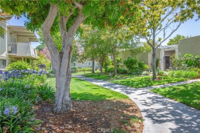 Step into this Beautiful *Seville Townhome*, one of our most on Leisure Village Par 3 Golf Course in California - for sale on GolfHomes.com, golf home, golf lot