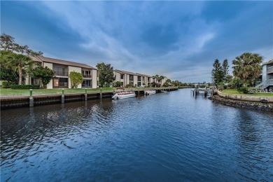Welcome to Callista Cay, a Gated, Waterfront community in the on Tarpon Springs Golf Course in Florida - for sale on GolfHomes.com, golf home, golf lot