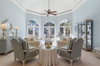 Welcome to this traditional 4-bed, 4.5-bath home in Wexford on Wexford Golf Club in South Carolina - for sale on GolfHomes.com, golf home, golf lot