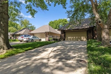 Welcome to this spacious 2-bedroom, 2-bath townhome perfectly on Leawood South Country Club in Kansas - for sale on GolfHomes.com, golf home, golf lot