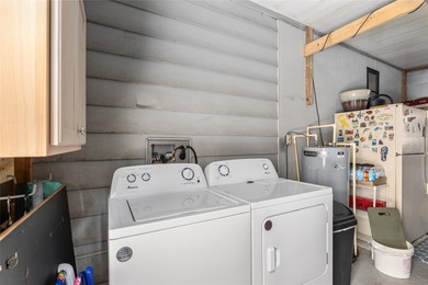 Welcome to this COMPLETELY UPDATED home in Orange Blossom, The on Orange Blossom Hills Golf and Country Club in Florida - for sale on GolfHomes.com, golf home, golf lot