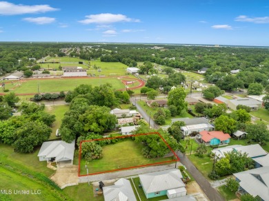 Beautiful large lot in a marvelous location in Old Town Bay on The Bridges Golf Club At Hollywood Casino in Mississippi - for sale on GolfHomes.com, golf home, golf lot