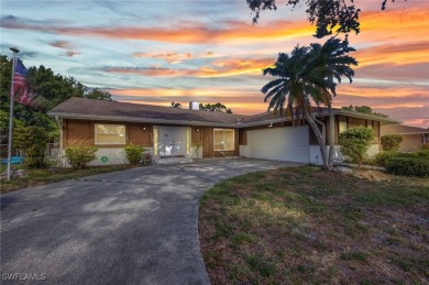 ***ACCEPTING BACK UP OFFERS - THE MULTIPLE OFFER BIDDING WAR HAS on Sara Bay Country Club in Florida - for sale on GolfHomes.com, golf home, golf lot