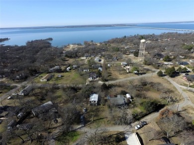 Look at this price in this desirable lake community! If you are on Tawakoni Golf Course in Texas - for sale on GolfHomes.com, golf home, golf lot