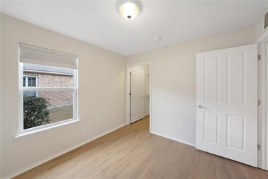 Welcome to this inviting single-story residence in the on Frisco Lakes Golf Course in Texas - for sale on GolfHomes.com, golf home, golf lot