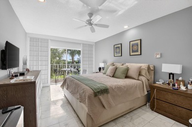 This beautiful 2-bedroom, 2-bath plus office condo offers on  in Florida - for sale on GolfHomes.com, golf home, golf lot