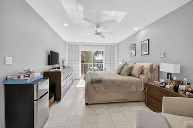 This beautiful 2-bedroom, 2-bath plus office condo offers on  in Florida - for sale on GolfHomes.com, golf home, golf lot