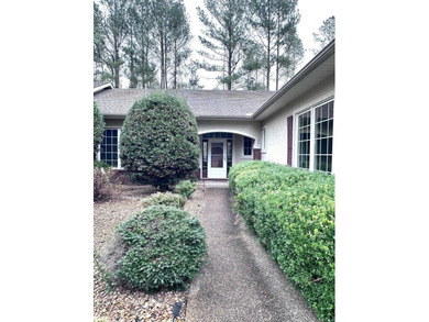 Beautiful 3-bedroom, 2-bath townhome located in the highly on Isabella Golf Course  in Arkansas - for sale on GolfHomes.com, golf home, golf lot