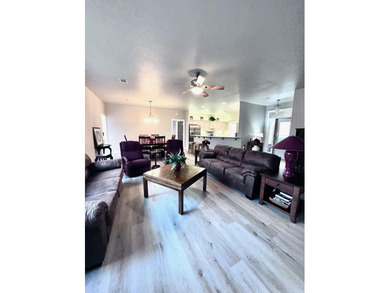 Beautiful 3-bedroom, 2-bath townhome located in the highly on Isabella Golf Course  in Arkansas - for sale on GolfHomes.com, golf home, golf lot