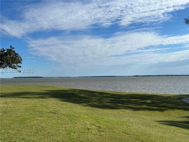 What a wonderful location - the beautiful fifth hole with the on Haig Point Golf Club in South Carolina - for sale on GolfHomes.com, golf home, golf lot