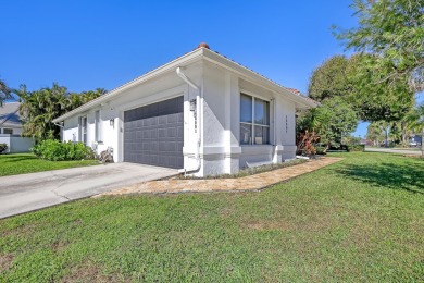 Beautiful home in Lakefield West! Seller may contribute to on The Wanderers Club in Florida - for sale on GolfHomes.com, golf home, golf lot