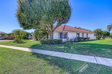 Beautiful home in Lakefield West! Seller may contribute to on The Wanderers Club in Florida - for sale on GolfHomes.com, golf home, golf lot