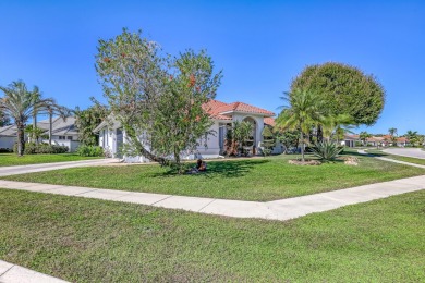 Beautiful home in Lakefield West! Seller may contribute to on The Wanderers Club in Florida - for sale on GolfHomes.com, golf home, golf lot