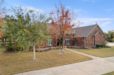 BRAND NEW ROOF (Class 4 Shingles!) and GUTTERS!! Stunning home on River Oaks Golf Club in Oklahoma - for sale on GolfHomes.com, golf home, golf lot