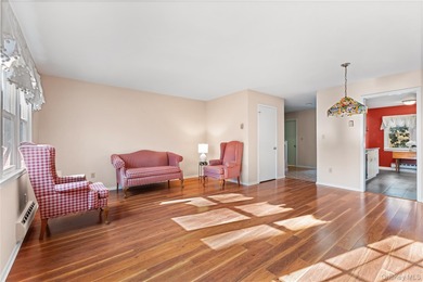 Welcome to the country club lifestyle at Heritage Hills! This on Somers Pointe Golf Club - West Hill in New York - for sale on GolfHomes.com, golf home, golf lot