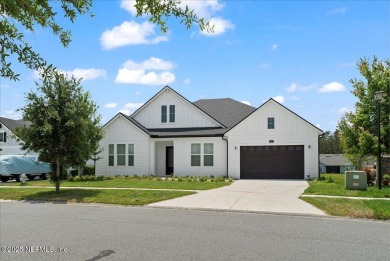 Welcome to Florida living at its finest! This beautifully on Eagle Landing Golf Club in Florida - for sale on GolfHomes.com, golf home, golf lot