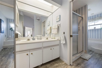 A peaceful waterfront gem wrapped in Florida charm.
Step into on Plantation Golf and Country Club in Florida - for sale on GolfHomes.com, golf home, golf lot