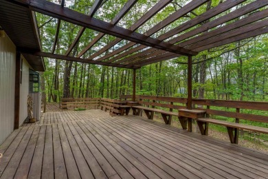 Welcome to 106 Tam O'Shanter Court -- a charming 2-bedroom on Diamondhead Golf and Country Club in Arkansas - for sale on GolfHomes.com, golf home, golf lot