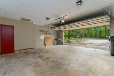 Welcome to 106 Tam O'Shanter Court -- a charming 2-bedroom on Diamondhead Golf and Country Club in Arkansas - for sale on GolfHomes.com, golf home, golf lot