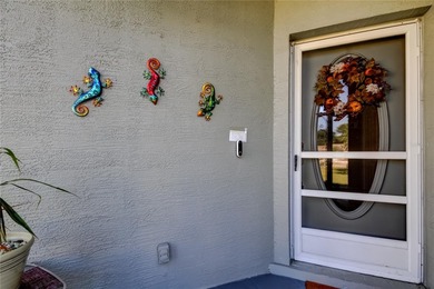 IF YOU ARE LOOKIG FOR AMAZING, WE'VE GOT IT! This move in ready on Meadow Oaks Golf and Country Club in Florida - for sale on GolfHomes.com, golf home, golf lot