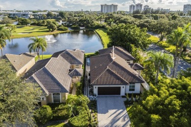 LOCATION LOCATION LOCATION !! Hidden GEM in the heart of West on Bear Lakes Country Club in Florida - for sale on GolfHomes.com, golf home, golf lot