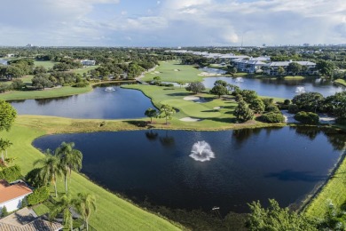 LOCATION LOCATION LOCATION !! Hidden GEM in the heart of West on Bear Lakes Country Club in Florida - for sale on GolfHomes.com, golf home, golf lot