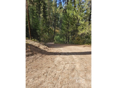 OWNER CARRY option ~ ~ A CREEK RUNS THROUGH IT and you'll be on Terrace Lakes Golf Resort in Idaho - for sale on GolfHomes.com, golf home, golf lot