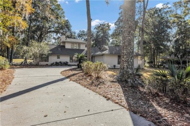 Beautifully updated 2,329 sqft home w/ 3 spacious BR & 2.5 BA on Old Carolina Golf Club in South Carolina - for sale on GolfHomes.com, golf home, golf lot