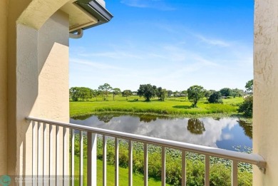 This fully updated 2/2 + DEN Wellington Condo is a homeowners on Greenview Cove Golf Club in Florida - for sale on GolfHomes.com, golf home, golf lot