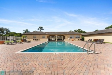 This fully updated 2/2 + DEN Wellington Condo is a homeowners on Greenview Cove Golf Club in Florida - for sale on GolfHomes.com, golf home, golf lot