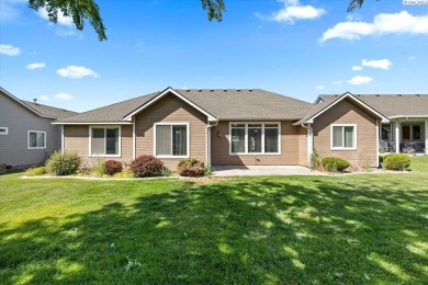 MLS# 284963 Welcome to this super cute and cozy home in a gated on Sun Willows in Washington - for sale on GolfHomes.com, golf home, golf lot