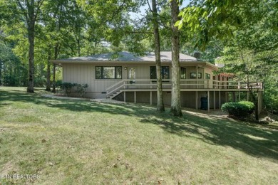 This beautiful three bedroom two bath home in the sought-after on River Run Golf Club in Tennessee - for sale on GolfHomes.com, golf home, golf lot