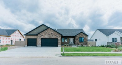 No expenses spared on this breathtaking 2023 built home in on Sage Lakes Municipal Golf Course in Idaho - for sale on GolfHomes.com, golf home, golf lot