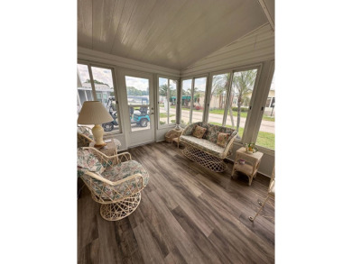 Charming 2-Bedroom PH Home  - Almost Fully Furnished & Golf Cart on Schalamar Creek Golf and Country Club in Florida - for sale on GolfHomes.com, golf home, golf lot