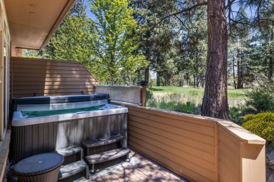 Enjoy the Bend lifestyle in this beautifully updated townhome on on Broken Top Club in Oregon - for sale on GolfHomes.com, golf home, golf lot