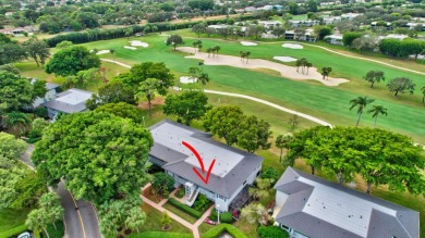 Beautifully updated second-floor, two-bedroom, two-bath on Hunters Run Golf and Country Club in Florida - for sale on GolfHomes.com, golf home, golf lot