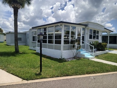 LOCATION, LOCATION! -- Fully Furnished 2/2 in Great Condition -- on Spessard Holland Golf Course in Florida - for sale on GolfHomes.com, golf home, golf lot