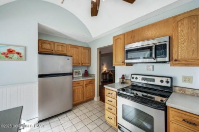 Welcome to this charming and sun-filled townhouse in the highly on Pinecrest Lake Golf and Country Club in Pennsylvania - for sale on GolfHomes.com, golf home, golf lot