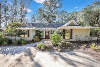 Located in the heart of Sea Pines, 2 Heritage Rd offers prime on Harbour Town Golf Links in South Carolina - for sale on GolfHomes.com, golf home, golf lot