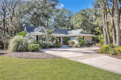 Located in the heart of Sea Pines, 2 Heritage Rd offers prime on Harbour Town Golf Links in South Carolina - for sale on GolfHomes.com, golf home, golf lot