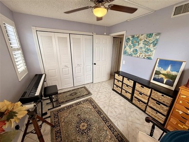 MOTIVATED SELLER OFFERS TO PRE-PAY ONE YEAR OF THE RECREATION on Sunrise Lakes Phase IV Golf Course in Florida - for sale on GolfHomes.com, golf home, golf lot