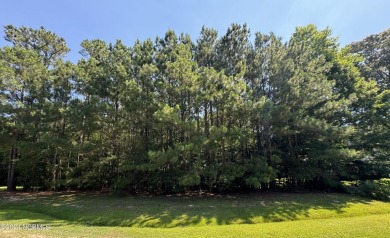 Private cul-de-sac homesite in the beautiful, and highly on Sound Golf Links at Albemarle Plantation in North Carolina - for sale on GolfHomes.com, golf home, golf lot