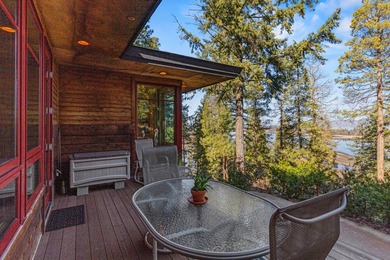 Enjoy expansive views of Klamath Lake and the Cascade Mountains on Running Y Ranch Resort in Oregon - for sale on GolfHomes.com, golf home, golf lot