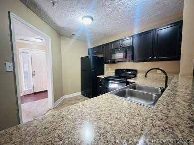Nice 2-bedroom 2 full bath condo unit near King's Grant Golf and on Kings Grant Golf and Country Club in North Carolina - for sale on GolfHomes.com, golf home, golf lot