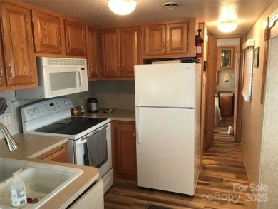 Awesome unit here in the park. 2002 Breckenridge Park Model on The Tillery Tradition Country Club in North Carolina - for sale on GolfHomes.com, golf home, golf lot