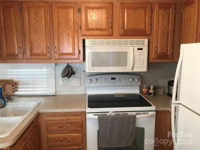Awesome unit here in the park. 2002 Breckenridge Park Model on The Tillery Tradition Country Club in North Carolina - for sale on GolfHomes.com, golf home, golf lot
