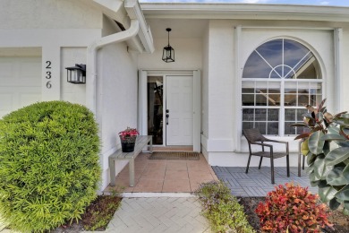 This beautifully renovated 3-bed, 2-bath home in Jupiter FL is on The Golf Club of Jupiter in Florida - for sale on GolfHomes.com, golf home, golf lot