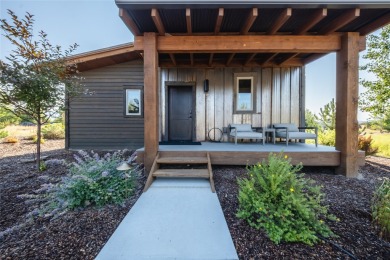 This newer built 2 bed, 2 bath cottage offers modern mountain on Wilderness Club in Montana - for sale on GolfHomes.com, golf home, golf lot
