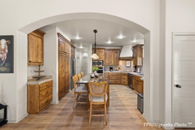 FULLY FURNISHED 1,860 SQFT, 3 BEDROOM 2 BATH BEAUTIFUL ONE LEVEL on Green Spring Country Club in Utah - for sale on GolfHomes.com, golf home, golf lot